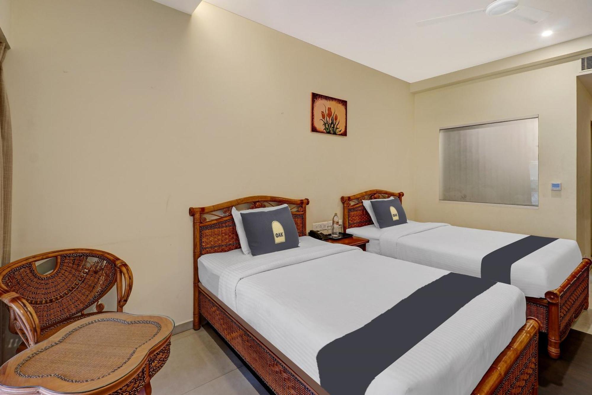 Townhouse Oak Edassery'S Sealine Villa Stay Kochi Ngoại thất bức ảnh