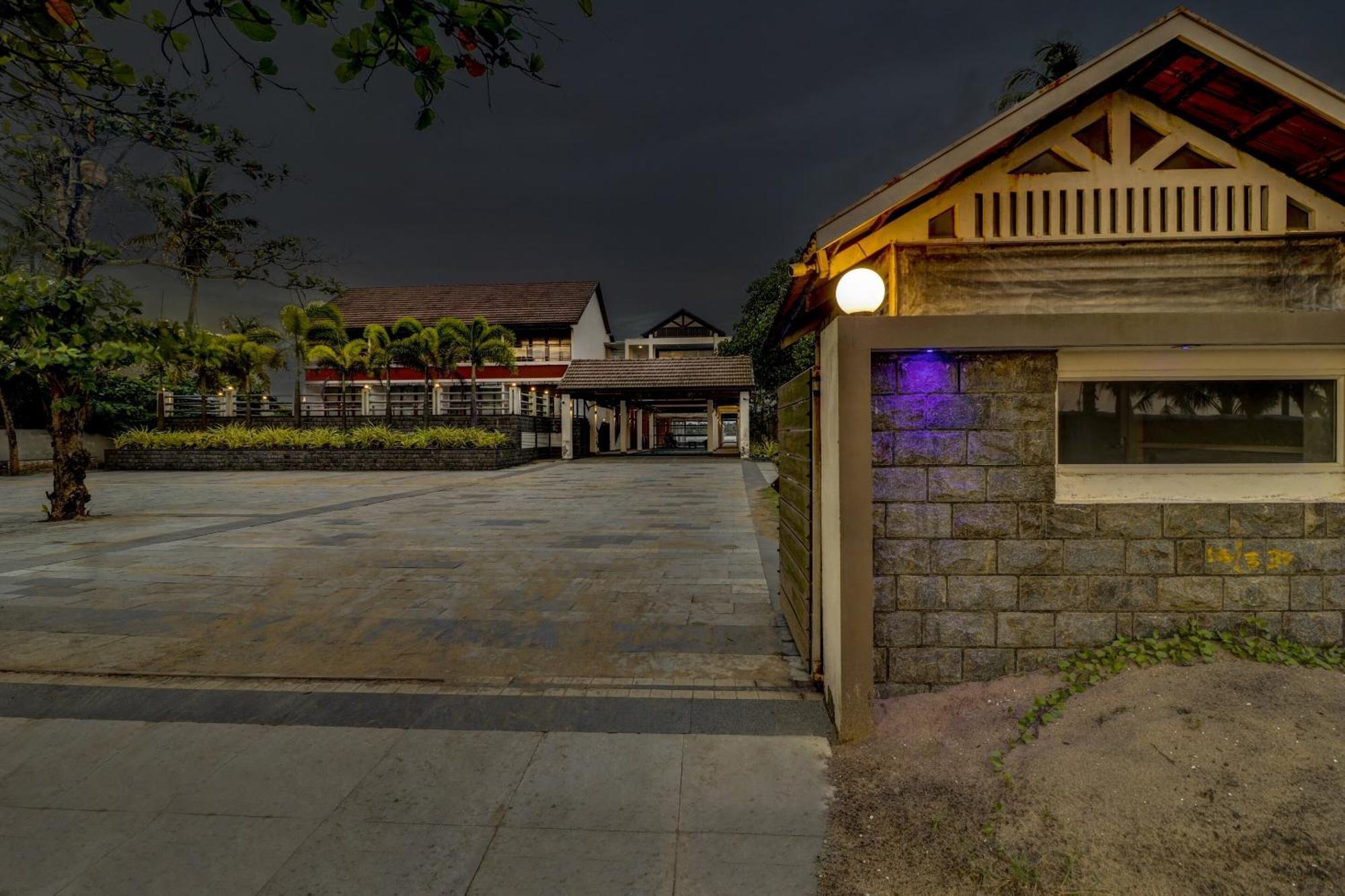 Townhouse Oak Edassery'S Sealine Villa Stay Kochi Ngoại thất bức ảnh