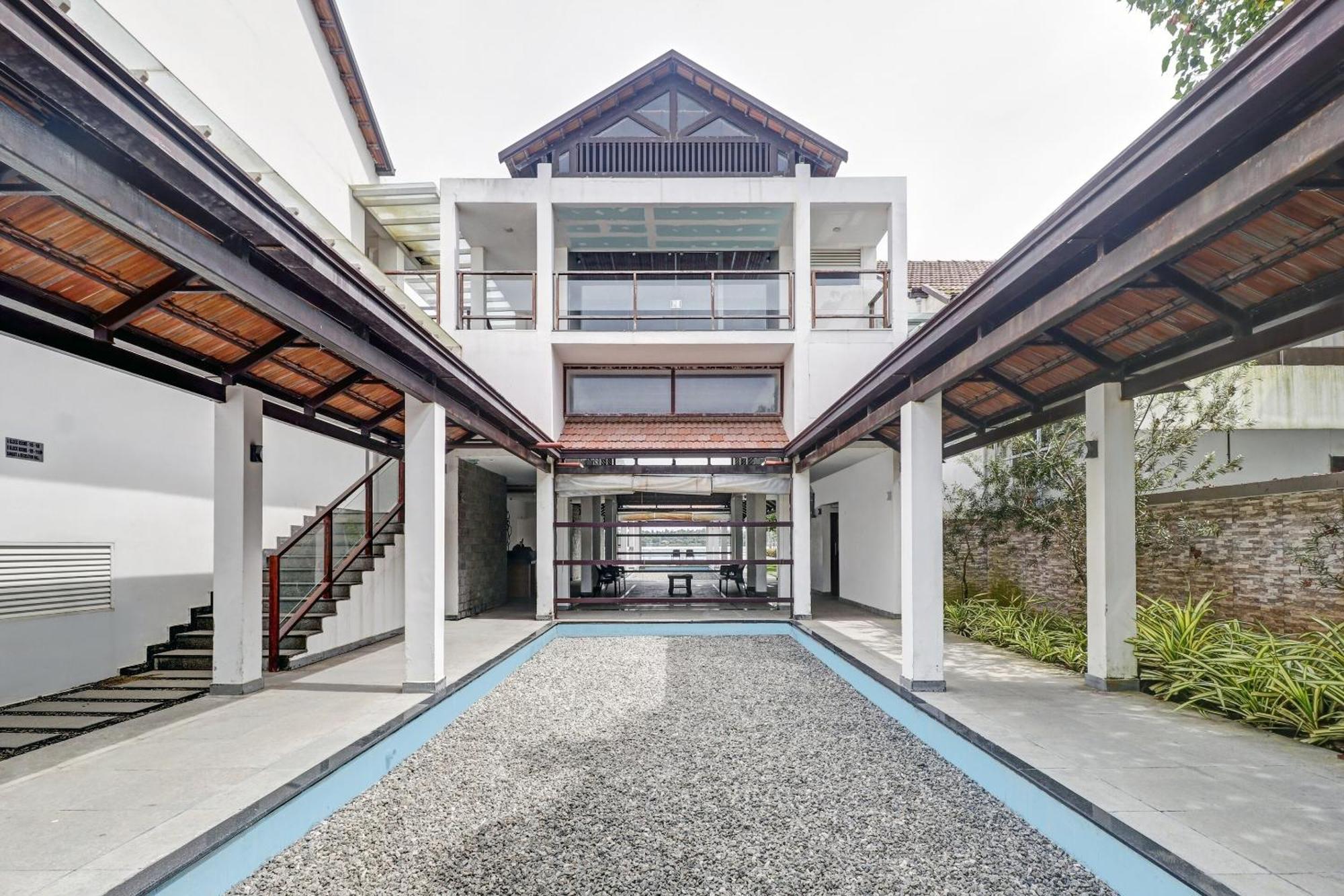 Townhouse Oak Edassery'S Sealine Villa Stay Kochi Ngoại thất bức ảnh