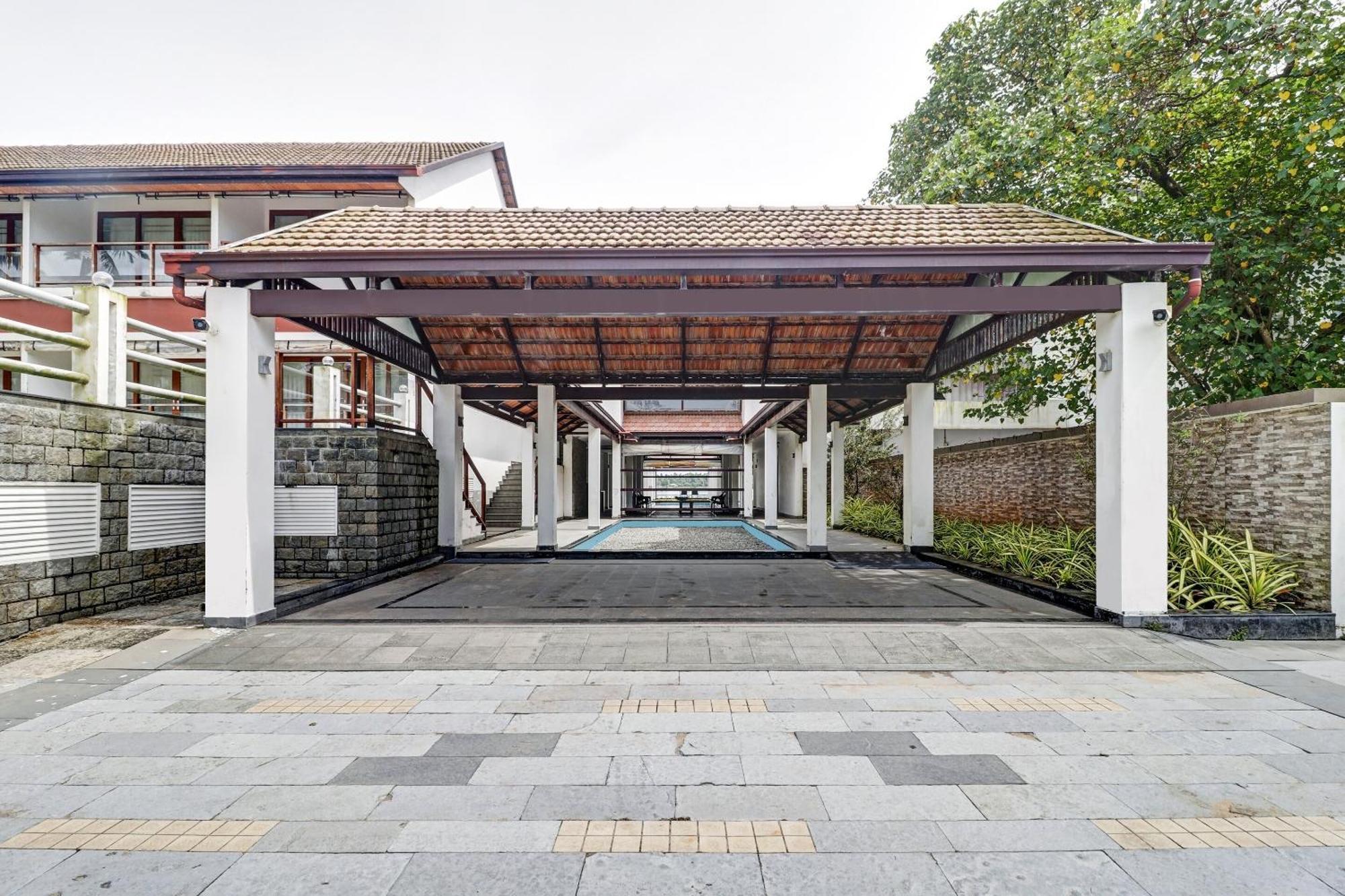 Townhouse Oak Edassery'S Sealine Villa Stay Kochi Ngoại thất bức ảnh