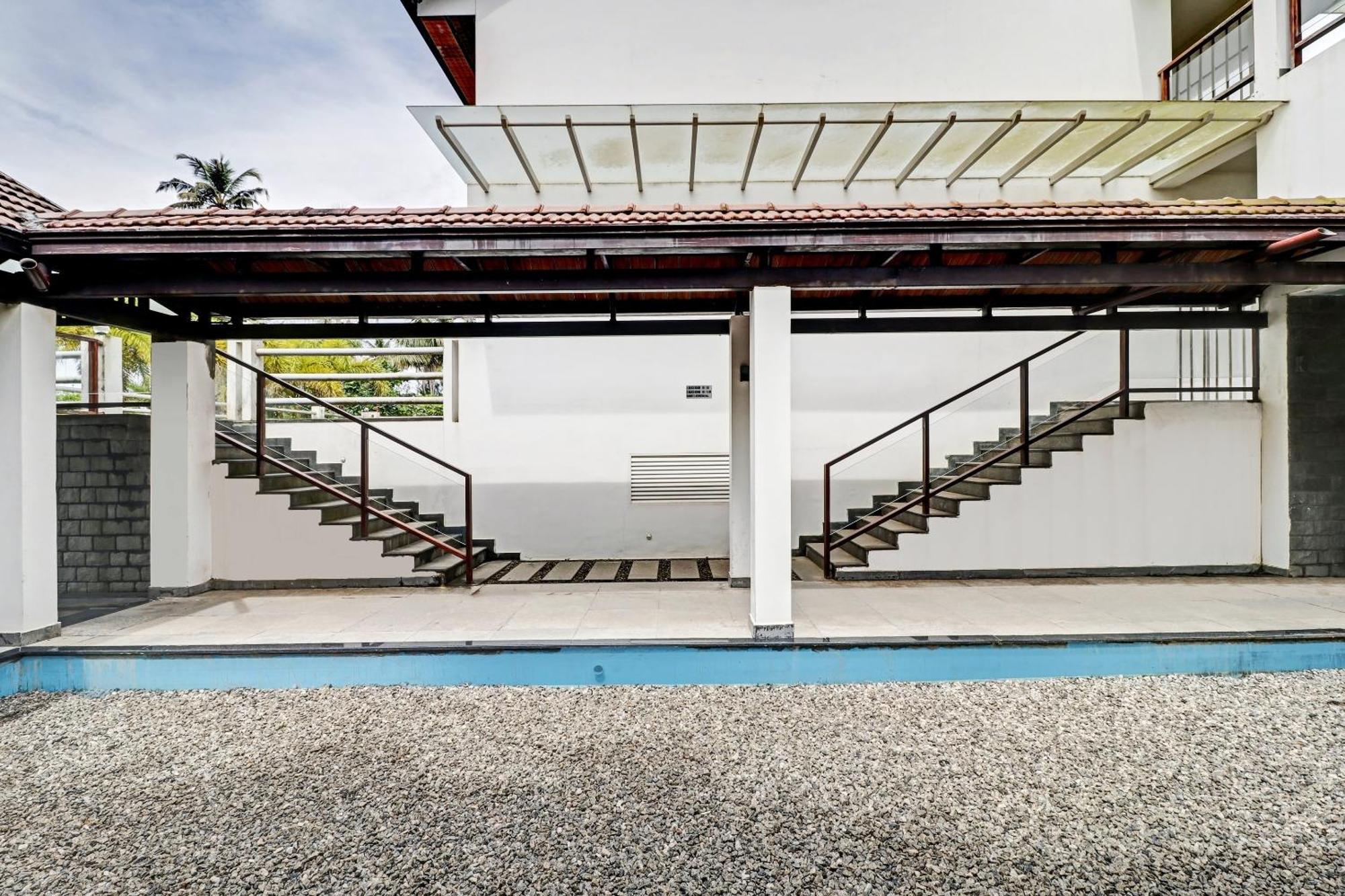 Townhouse Oak Edassery'S Sealine Villa Stay Kochi Ngoại thất bức ảnh